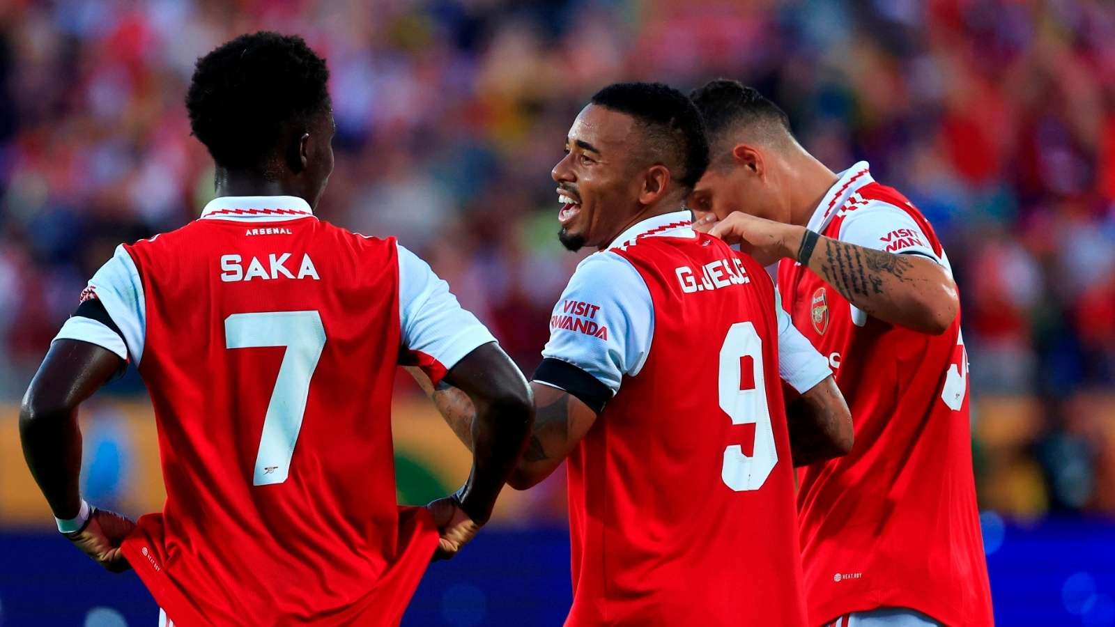 为曼联锁定 为曼联锁定